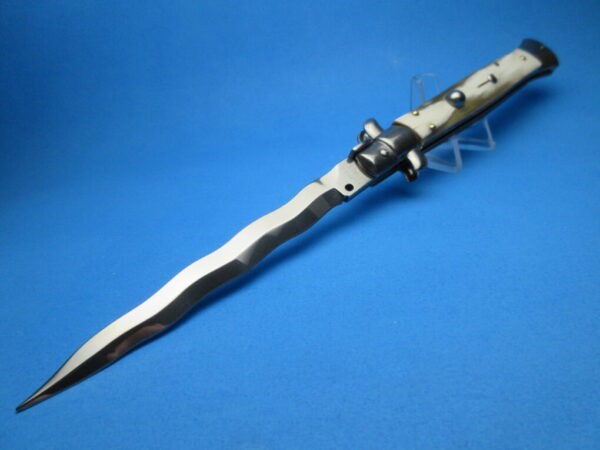 Frank Beltrame 11" Blonde Horn Switchblade with Kriss Blade