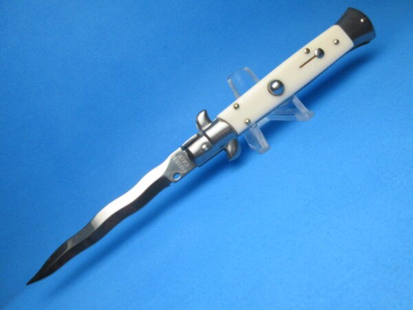Frank Beltrame 9" Imit Ivory Classic with Kriss Blade