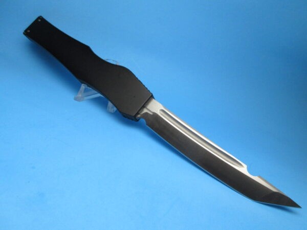 The "Hallow" OTF Clone