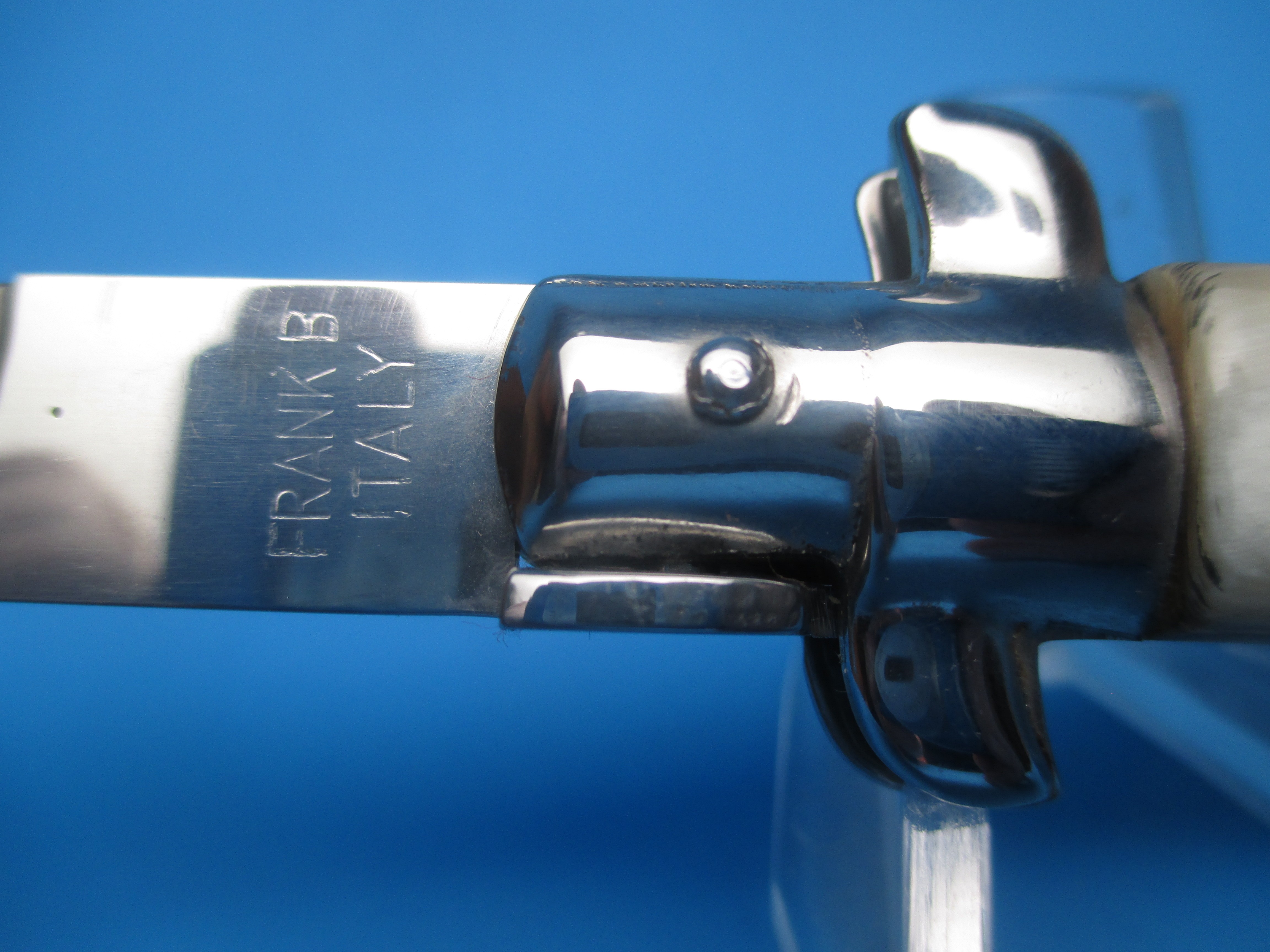 Frank Beltrame 8'' Blonde Horn Bayonet Switchblade