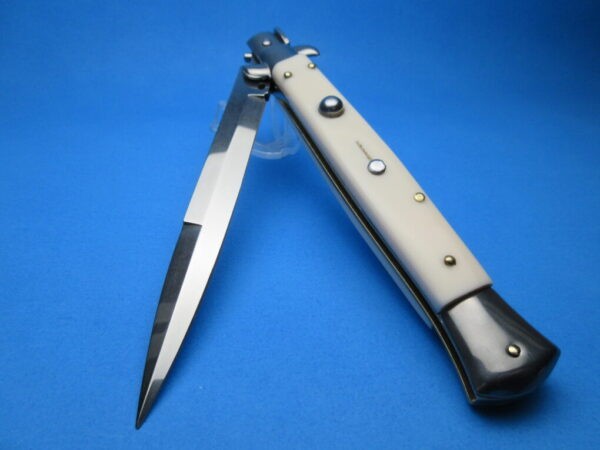 Frank Beltrame 11" Imit. Ivory with Bayonet Blade