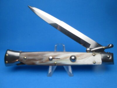 Frank Beltrame 11" Blonde Horn Bayonet Swinguard