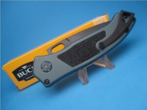 Advantages of using switchblade knives