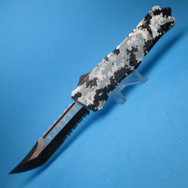 Delta Force OTF Single Edge Serr Blade W/ Arctic Camo Handle