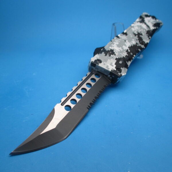 Delta Force OTF Single Edge Serr Blade W/ Arctic Camo Handle - Image 2