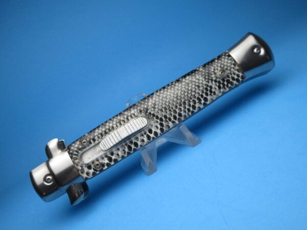 11'' Imit. Snakeskin Stiletto Style OTF Dagger - Image 2