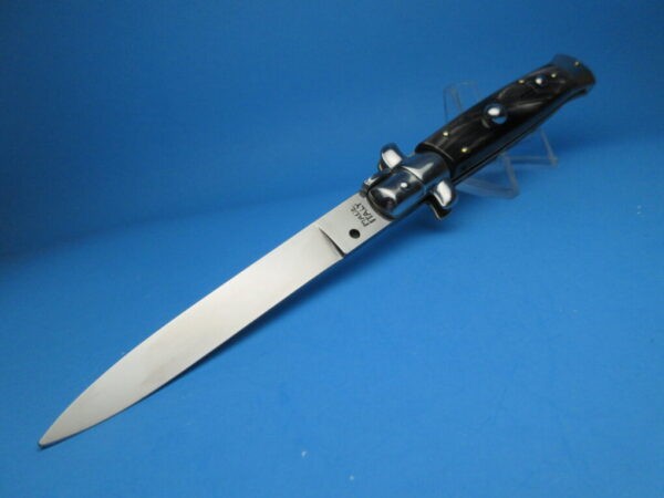 Italian Stiletto 9" Buffalo Horn Flat Grind Switchblade - Image 2