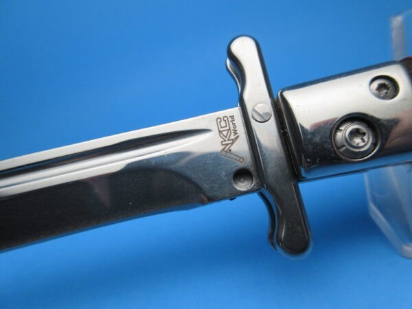 9" AKC White Pearlex "Roma" Swinguard - Image 2