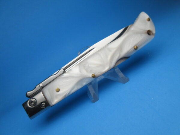 9" AKC White Pearlex "Roma" Swinguard - Image 5