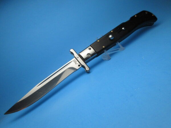 11" AKC Ebonywood "Roma" Swinguard