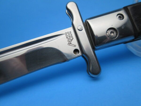 11" AKC Ebonywood "Roma" Swinguard