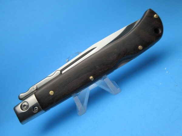 9" AKC Ebonywood "Roma" Swinguard