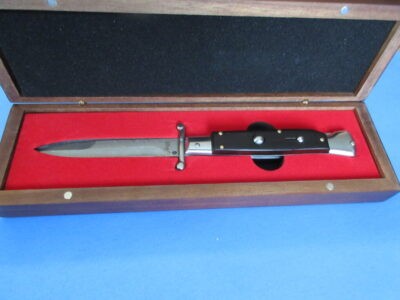 9'' AKC Ebonywood Damascus Bayonet Swinguard