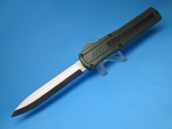 AKC F-20 Green Handle Drop-point Blade