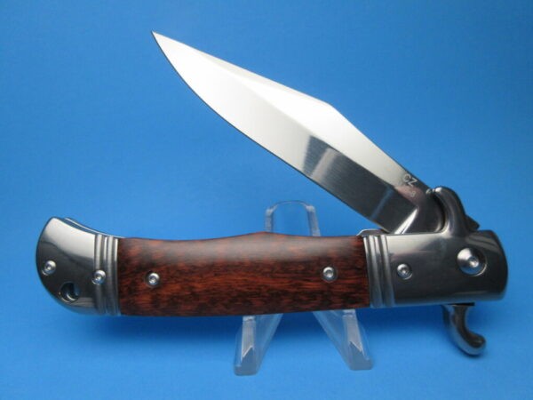 Snakewood Czech Bolster Fired Auto Switchblade