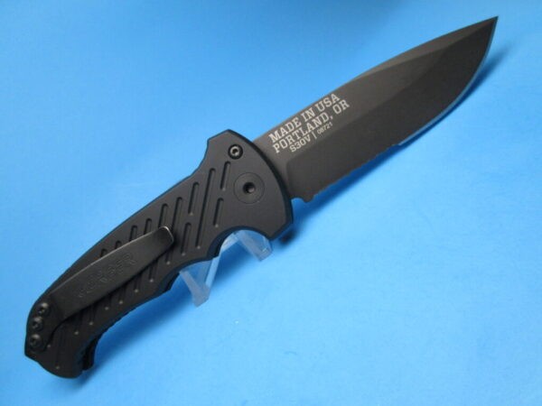 Gerber 06 Auto Drop-Point Serrated Switchblade Knife