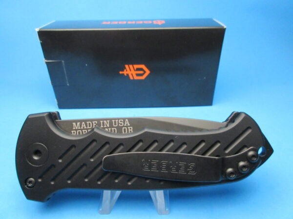 Gerber 06 Auto Drop-Point Serrated Switchblade Knife