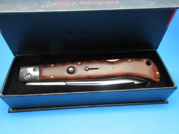 11" AKC Snakewood "Roma" Swinguard