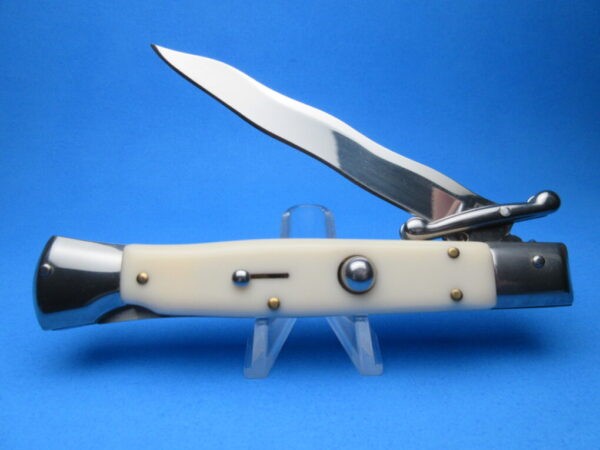 9" Imit. Ivory Italian Kriss Stiletto Clone Swinguard Switchblade