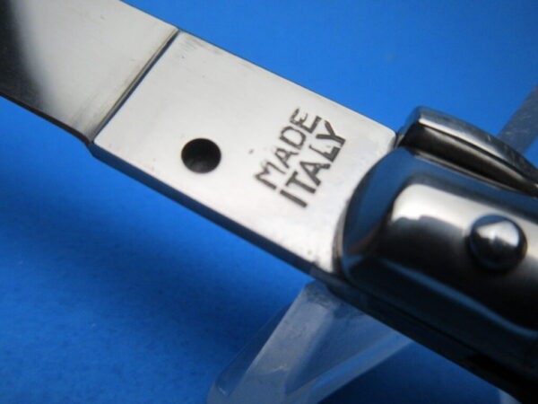 Italian Stiletto 9" Blonde Horn Flat Grind Switchblade