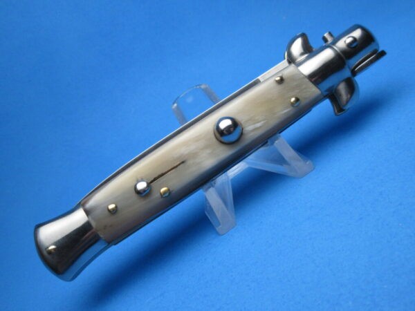 Italian Stiletto 9" Blonde Horn Flat Grind Switchblade