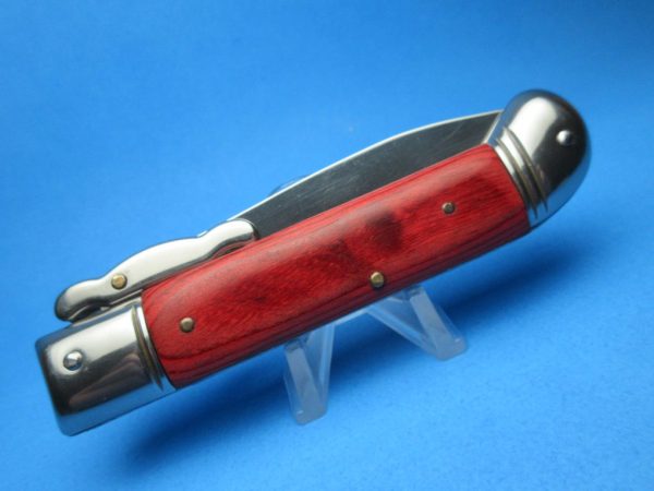 Red Wood Swinguard Leverlock