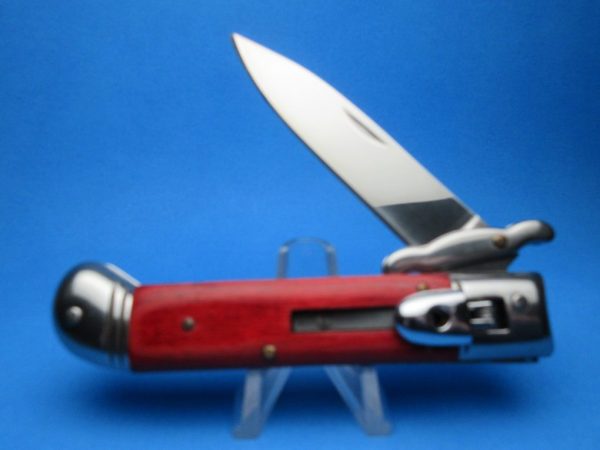 Red Wood Swinguard Leverlock