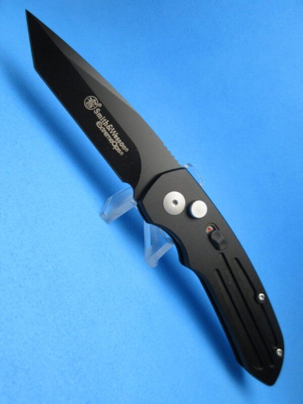 Smith & Wesson SW50BT Switchblade