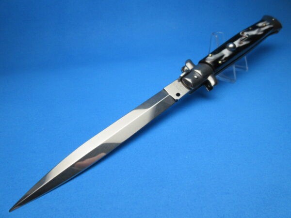 Frank Beltrame 11" Imit Buffalo Horn Dagger