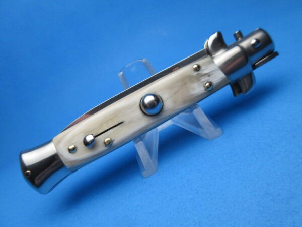 Italian Stiletto 8" Blonde Horn Flat Grind Switchblade