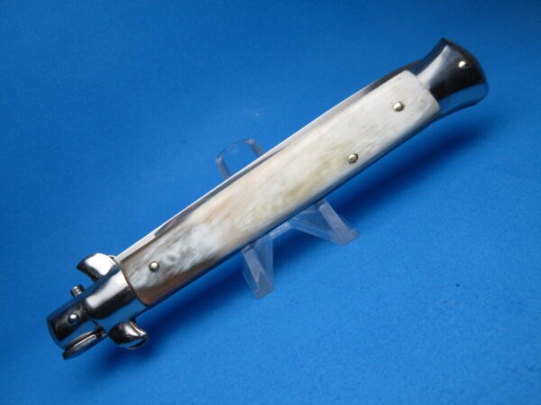 Italian Stiletto 11" Blonde Horn Flat Grind Switchblade