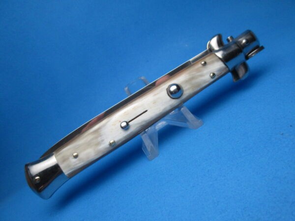 Italian Stiletto 11" Blonde Horn Flat Grind Switchblade