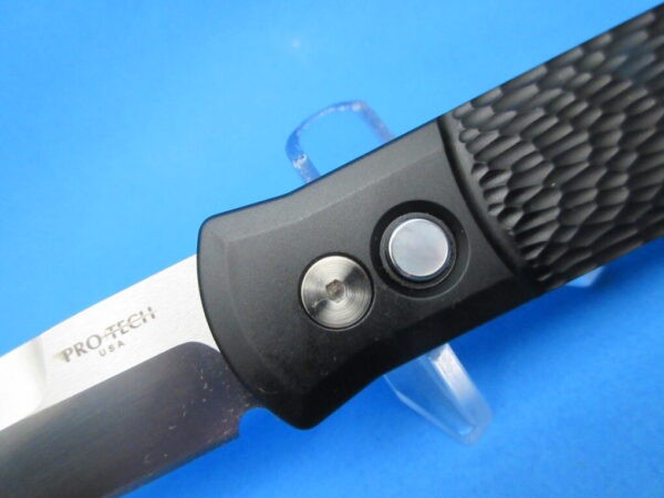 PROTECH GODFATHER BLACK HANDLE PEARL BUTTON SATIN BLADE PLAIN EDGE
