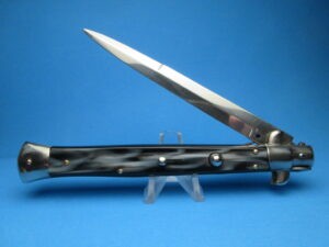 Switchblade Knife available in two variants