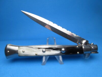 Frank Beltrame 11" Brazilian Horn with Bayonet Blade and Filework