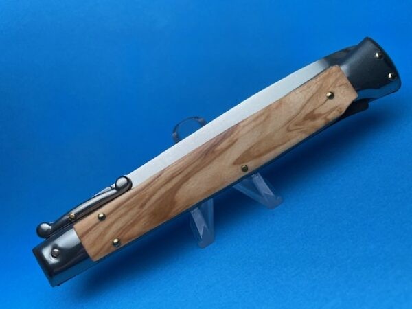 Frank Beltrame 11" Olivewood Dagger Swinguard - Image 5