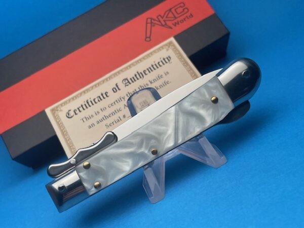 7" AKC Medici White Pearlex Swinguard