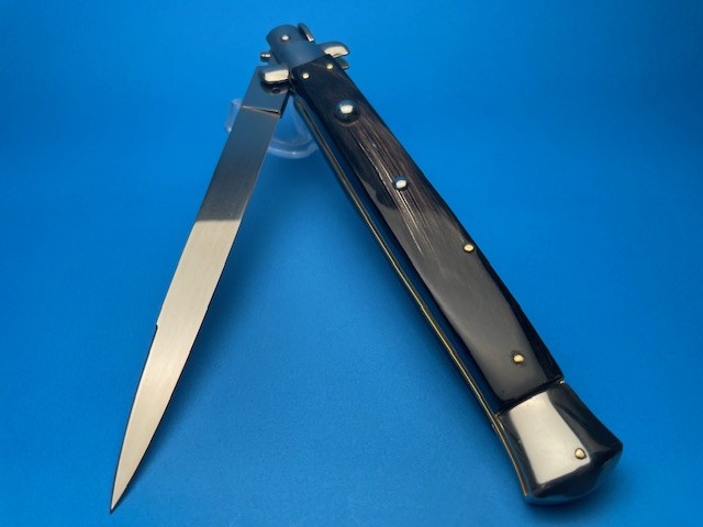 Frank Beltrame 13" Buffalo Horn Swedge Switchblade - Image 2