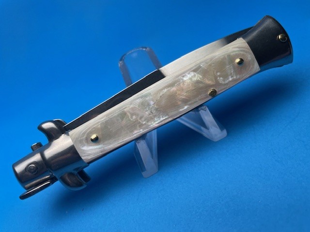 Frank Beltrame 8'' Mother Of Pearl Bayonet Switchblade - Image 3