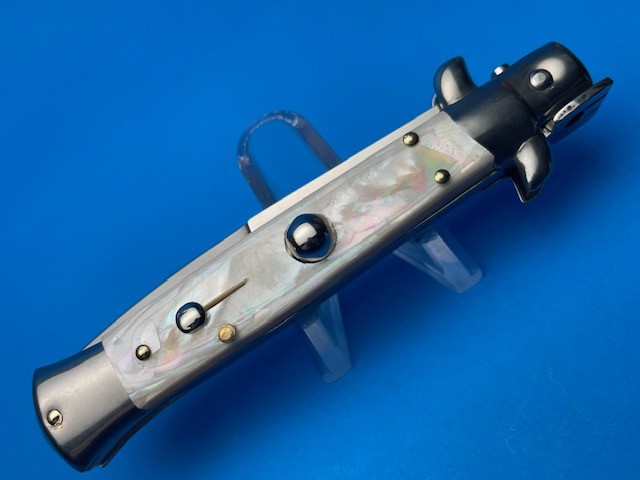 Frank Beltrame 8'' Mother Of Pearl Bayonet Switchblade - Image 4